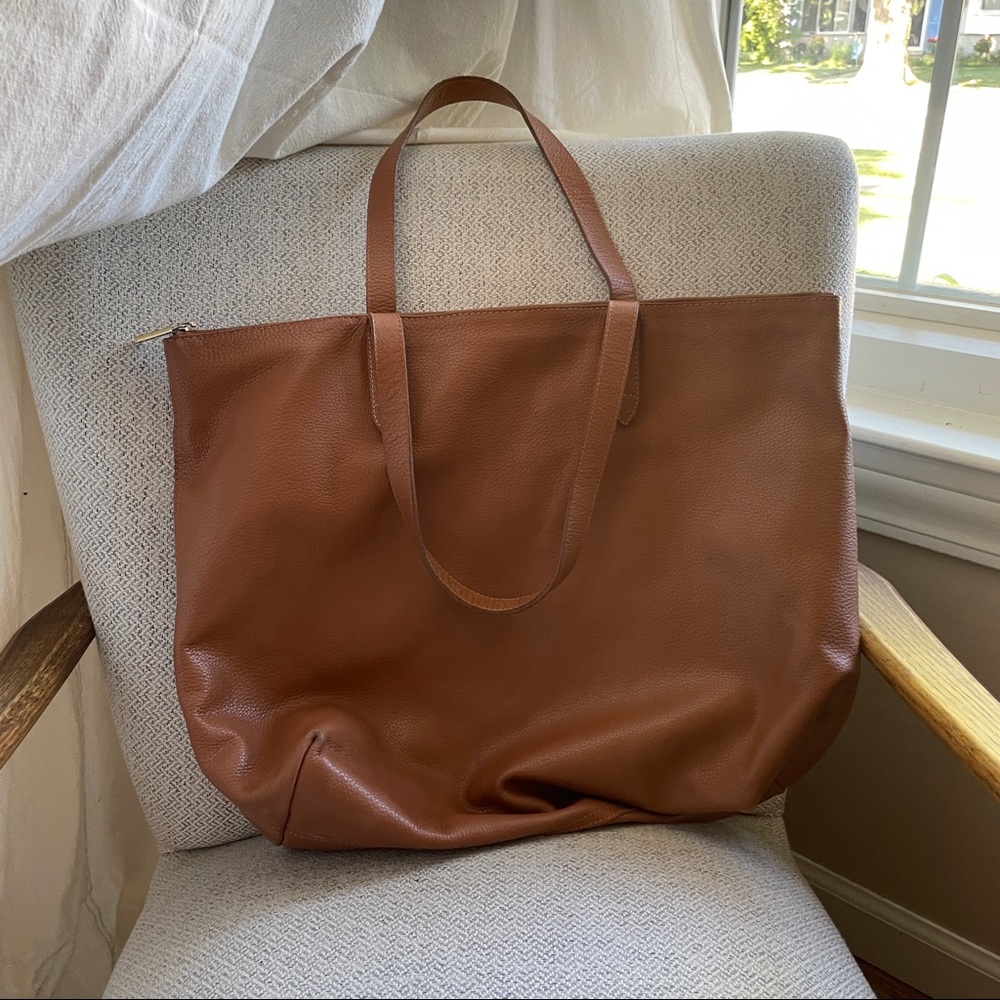 CUYANA Classic Leather Zipper Tote 🧡AS-IS🧡